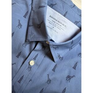 BANANA REPUBLIC Untucked Button Shirt Slim * Men's L Giraffe/Empire State Blue